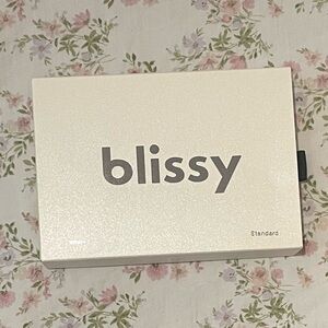 NWT Blissy Mulberry Silk Standard Size White Pillowcase